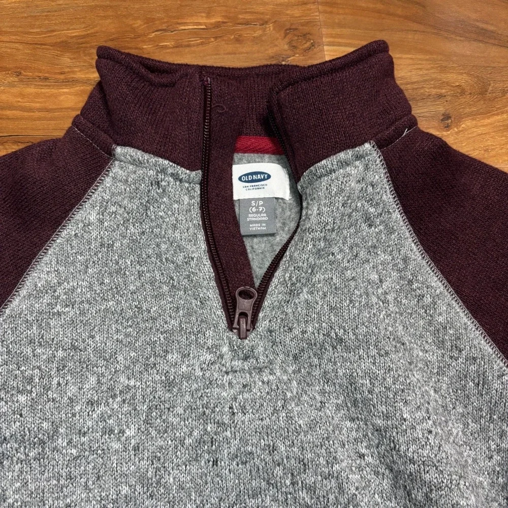Old‎ Navy Pullover Sweater Quarter Zip Gray Burgundy Kids Size S (6-7) THICK EUC